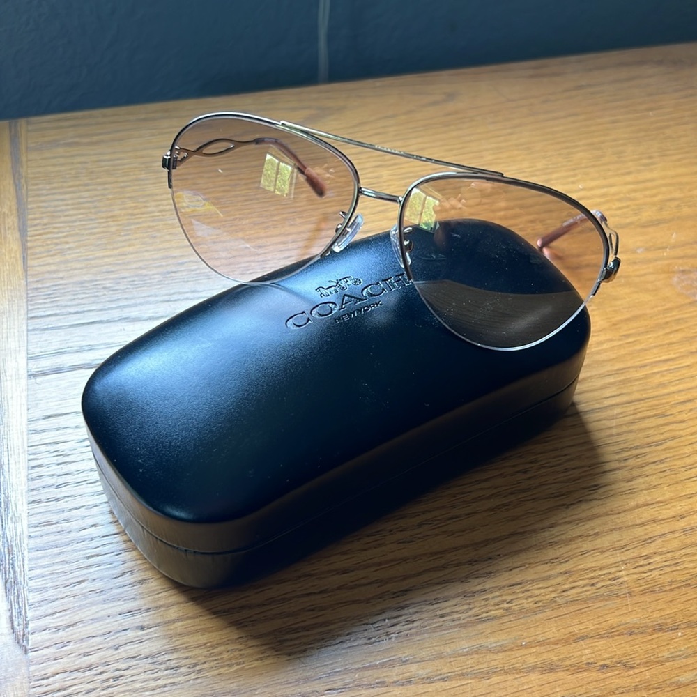 New Coach Pink & Gold tone aviator Sunglasses